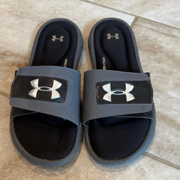 Under Armour Men’s Gray and Black Slide Sandals, Size 12 - Picture 2 of 4